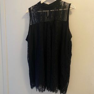 One White One Black Eve & Maddie Sleeveless Mock Neck Lace Blouses. Size 2X